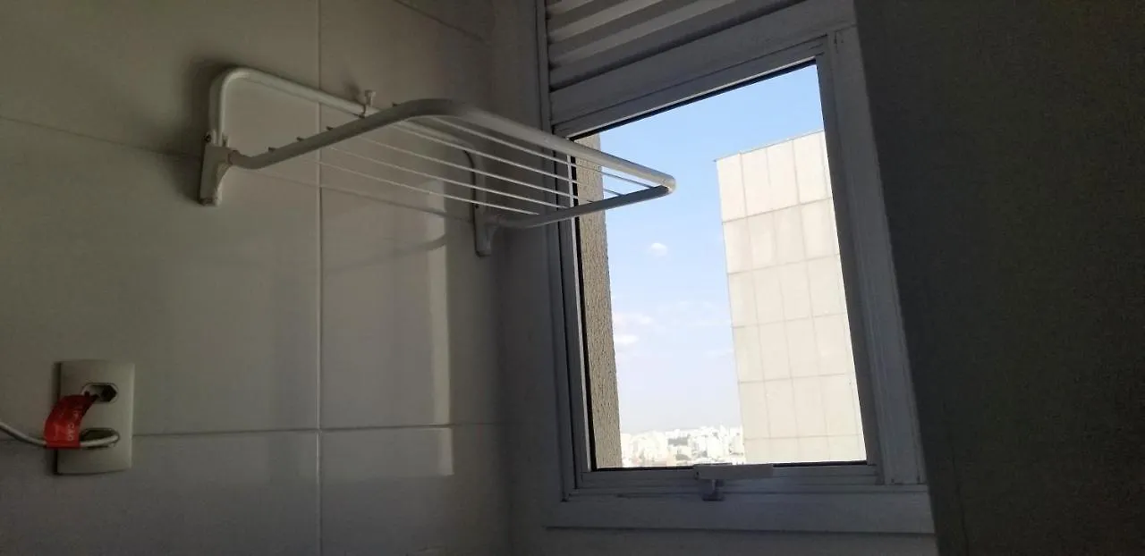 Apto Em Frente Ao Metro - Perto De Tudo - Centro Sao Paulo Apartment